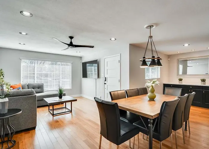 Superhost 3br Pool Escape Near Old Town & Phx *